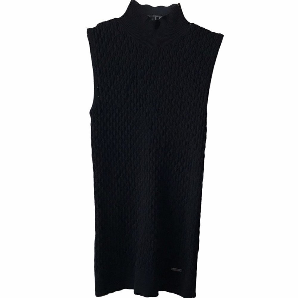 T TAHARI - Scalloped Mock Neck Sleeveless Black Sweater